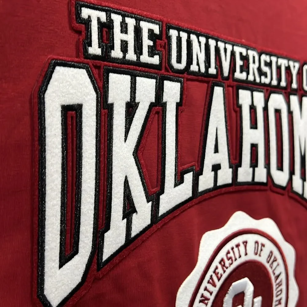 🔥🏈 University of Oklahoma SOONERS Embroidered Quality College Tee XL - PERFECT